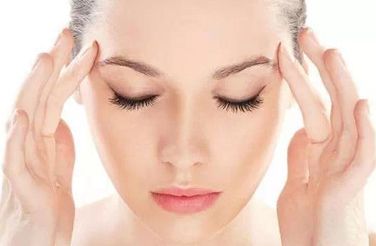 成都銅雀臺(tái)鼻整形醫(yī)生推薦：周柯、郭世偉、楊加富等技術(shù)精湛！