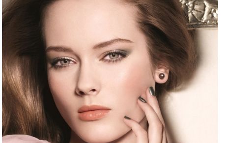 成都軍大雙眼皮技術(shù)：人氣專(zhuān)家在線介紹，價(jià)格詳情揭秘