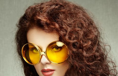 成都萊瑞拉吸脂醫(yī)生名單及價(jià)格，鄭方榮馬甲線成形術(shù)與黃佳涌腰腹環(huán)吸費(fèi)用