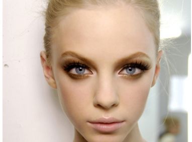 西安國醫(yī)專家李高峰：隆胸、拉皮手術價格公布，預約從4萬起