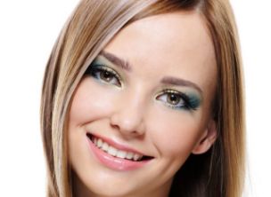 雙眼皮整形手術(shù)費(fèi)用查詢，了解價(jià)格和手術(shù)過程！