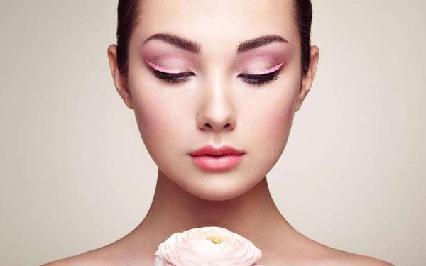 杭州注射玻尿酸價(jià)格一覽：格萊美、藝星等知名品牌對(duì)比