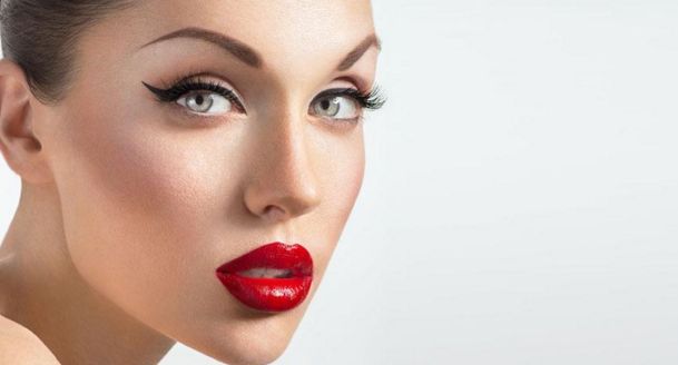 上海九院隆胸實力派醫(yī)師推薦：余力、徐華，口碑審美雙在線