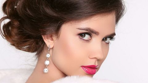 伊婉和艾莉薇：兩種玻尿酸對比，哪種更適合你的護膚需求？