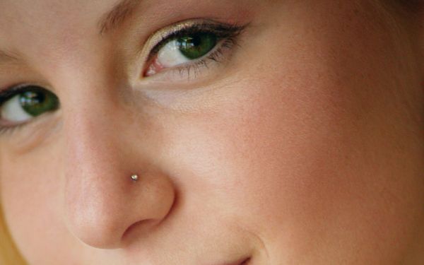 大學(xué)生網(wǎng)貸整形：手術(shù)前的騙局揭秘，另交全麻費(fèi)被要求是真的嗎？