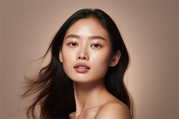 揭秘廈門174整形醫(yī)院：優(yōu)秀的醫(yī)生團隊，卓越的駝峰鼻整形實例