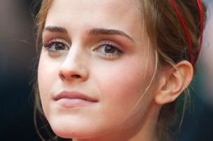 襄陽中心醫(yī)院：面部拉皮手術(shù)指南：預(yù)約、技術(shù)和費用詳解