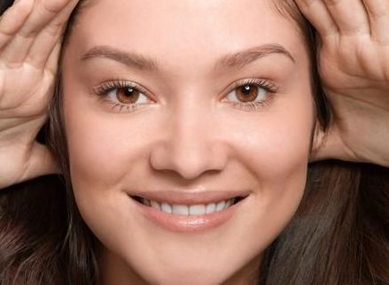 唐志榮醫(yī)生隆胸修復(fù)案例分析：解決包膜攣縮和形態(tài)問題