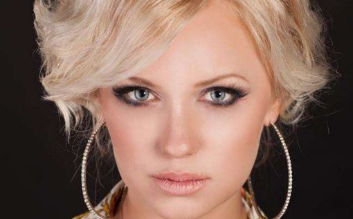 青島大學(xué)附屬醫(yī)院整形美容科權(quán)威專家坐診，高端醫(yī)療服務(wù)體驗