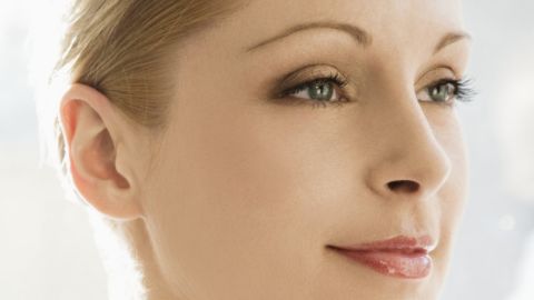 惠州鵬愛(ài)醫(yī)療美容醫(yī)院的醫(yī)生技術(shù)嫻熟，特色項(xiàng)目齊備