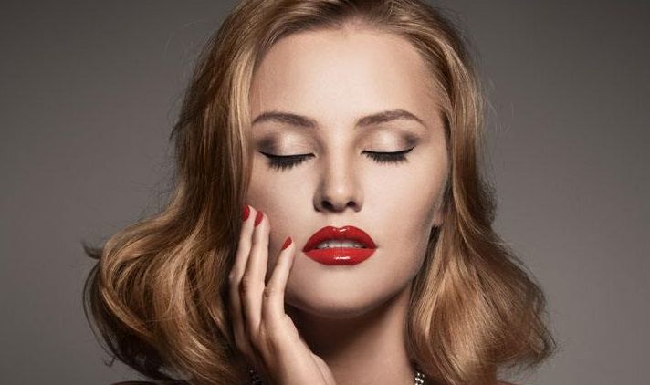 探索膠原蛋白填充臉部：認識療效時長、副作用及成本概況