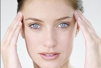 烏魯木齊空軍眼科醫(yī)院：24小時(shí)電話、微信預(yù)約輕松就診