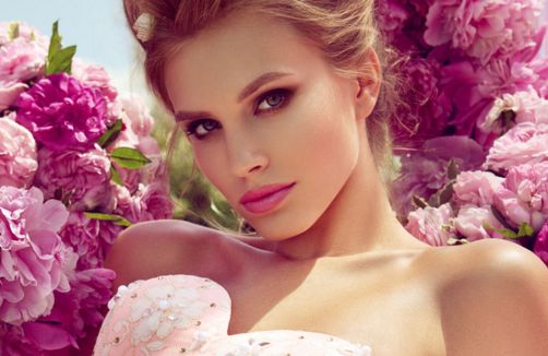 2024棗莊眼袋膠原注射哪家醫(yī)院可以避免手術(shù)風(fēng)險呢？