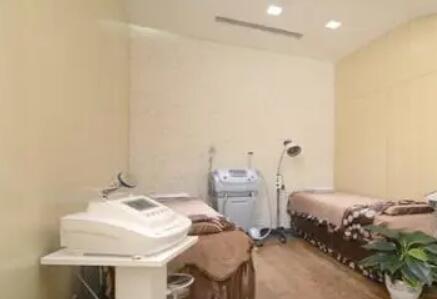 自貢華新友好醫(yī)院整形美容科