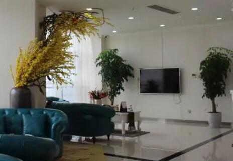 成都初顏醫(yī)療美容