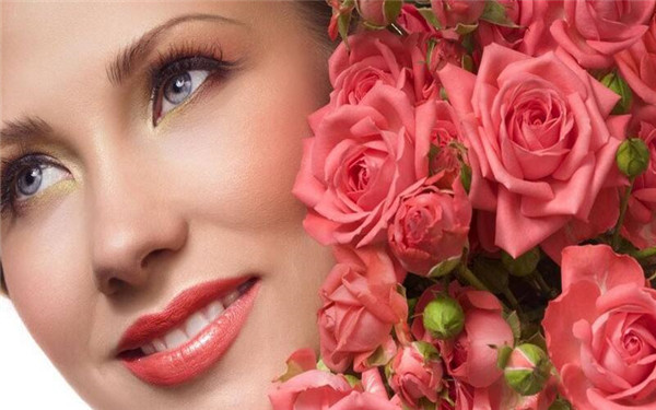 義烏彩光脫毛醫(yī)生