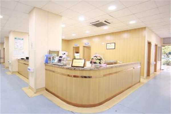 上海虹橋醫(yī)院疤痕治療中心