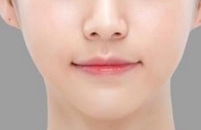 上海男生打美白針醫(yī)生