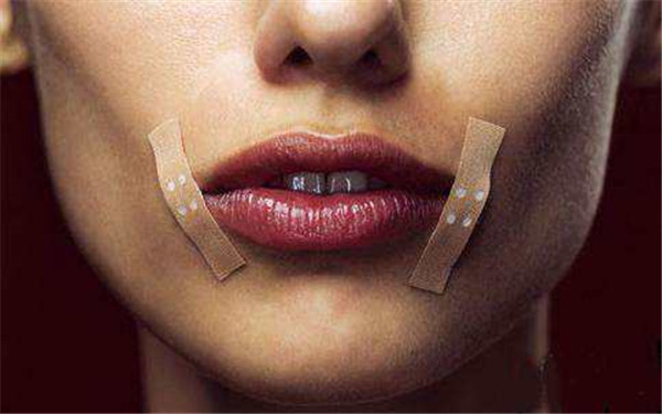 青島微創(chuàng)木偶紋醫(yī)生