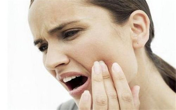 云南自體脂肪填充豐眉弓醫(yī)生