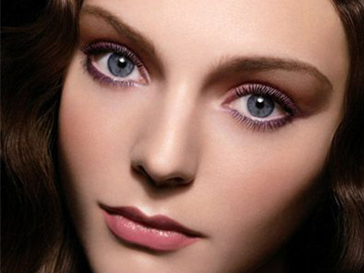 西安塌鼻梁整形醫(yī)生