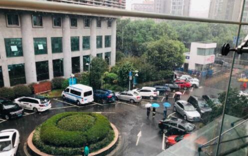 寧波大學(xué)附屬人民醫(yī)院整形科