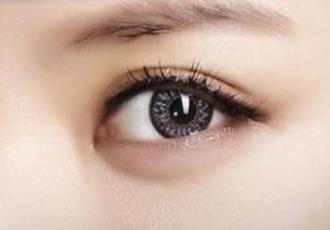 上海假體鼻整形手術醫(yī)生