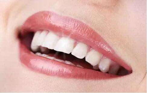 跟著匯總單內(nèi)網(wǎng)友評分高的7家，在重慶尋找出眾的吸脂減肥醫(yī)院，讓你安心選！避開雷區(qū)，確保減肥效果！