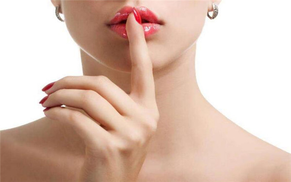 南寧韓式隆鼻手術(shù)醫(yī)生