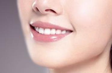 鄭州線雕去眼底紋醫(yī)生