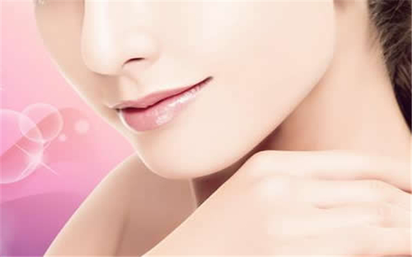 中山微整形醫(yī)療美容院哪家專業(yè)治療抬頭紋比較權威？