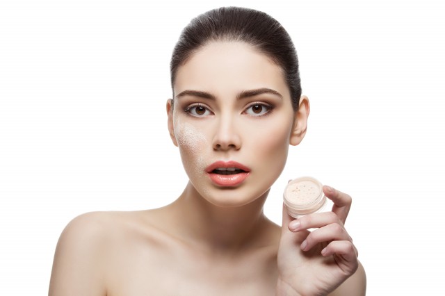 襄陽(yáng)市哪家醫(yī)院去眉間紋手術(shù)好？2023襄陽(yáng)市排名前十位的專業(yè)整形醫(yī)院推薦詳解！