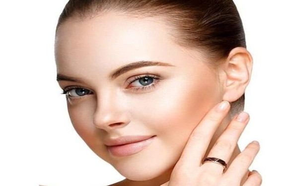 2023年中國哪家醫(yī)院祛眉間紋打針效果？這十家醫(yī)療整形機(jī)構(gòu)好評如潮！