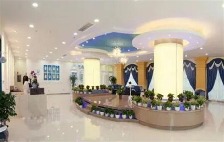 2022昆明肉毒素祛川字紋排名前十位的整形醫(yī)院專業(yè)點評！昆明王的美容院實力專家出爐