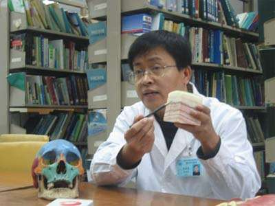 陳煥然醫(yī)生簡介：