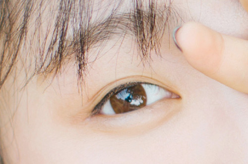 潛江藍(lán)鳥(niǎo)醫(yī)療美容診所祛眼袋