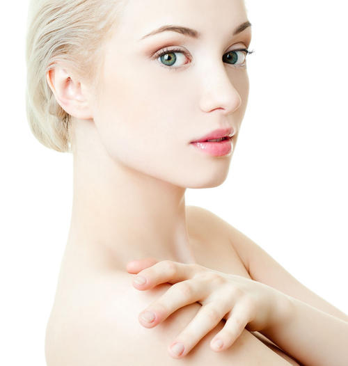 天津市河北區(qū)時(shí)光整形美容門診部去黑眼圈