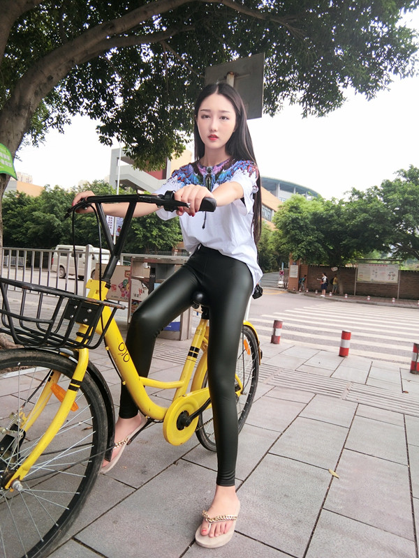 成都美立方整形醫(yī)院黃華醫(yī)生做大腿吸脂怎么樣？附大腿吸脂案例