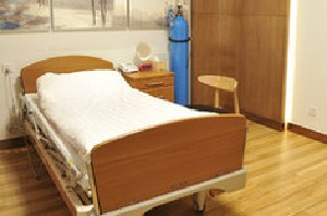 重慶邑蘭整形醫(yī)院祛眼袋有后遺癥嗎？?jī)r(jià)格貴嗎？