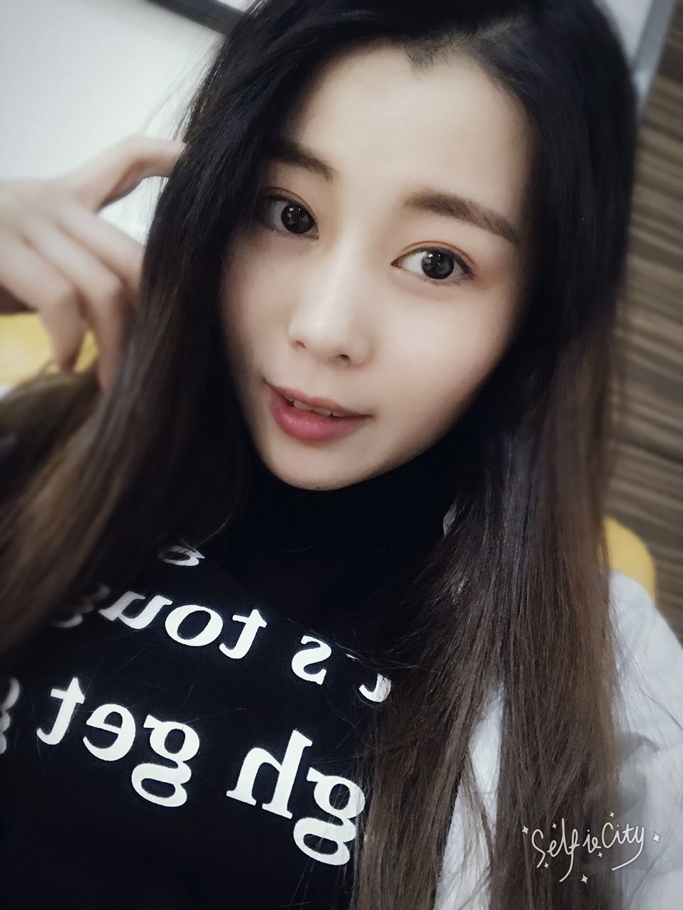 桂林新華醫(yī)療美容醫(yī)生李新華做雙眼皮手術(shù)怎么樣？李新華雙眼皮手術(shù)案例