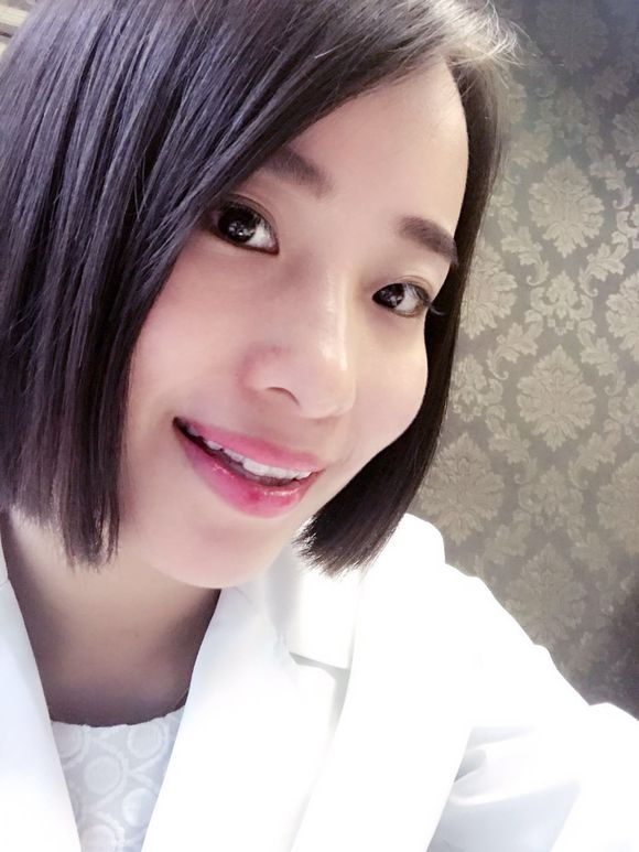 重慶齊美口腔周映丞醫(yī)生做牙齒隱形矯正怎么樣？附牙齒隱形矯正案例