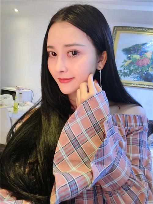 鄭州華領(lǐng)醫(yī)療美容醫(yī)院醫(yī)生張永濤做硅膠假體隆鼻怎么樣？附案例效果對比圖