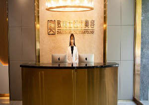 鄭州致美士整形醫(yī)院假體隆下巴有何優(yōu)勢？術后如何護理？