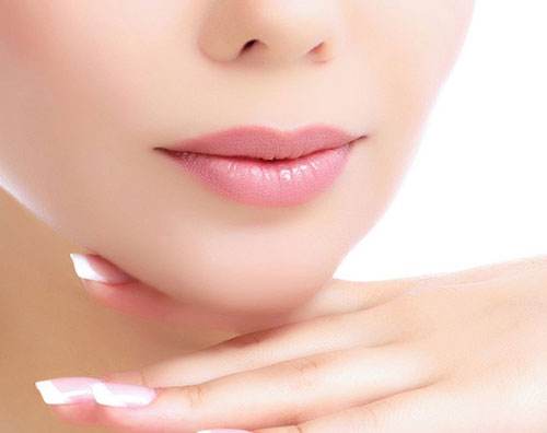 鄂爾多斯武瑞明醫(yī)學美容門診部硅膠墊下巴