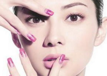 深圳曹孟君醫(yī)療美容門診部自體脂肪面部填充