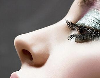 深圳陽光整形美容醫(yī)院自體軟骨隆鼻