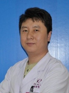 太原時光整形美容醫(yī)院路衛(wèi)國醫(yī)生