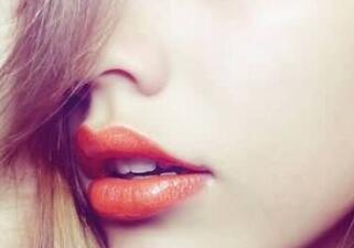 巴中時光醫(yī)學(xué)美容門診部做玻尿酸豐唇效果怎么樣？附李紅強豐唇案例