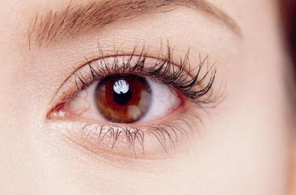 祛眼袋手術(shù)安全嗎？