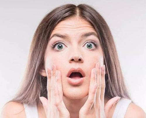 為什么做了雙眼皮之后，反而顯老呢？